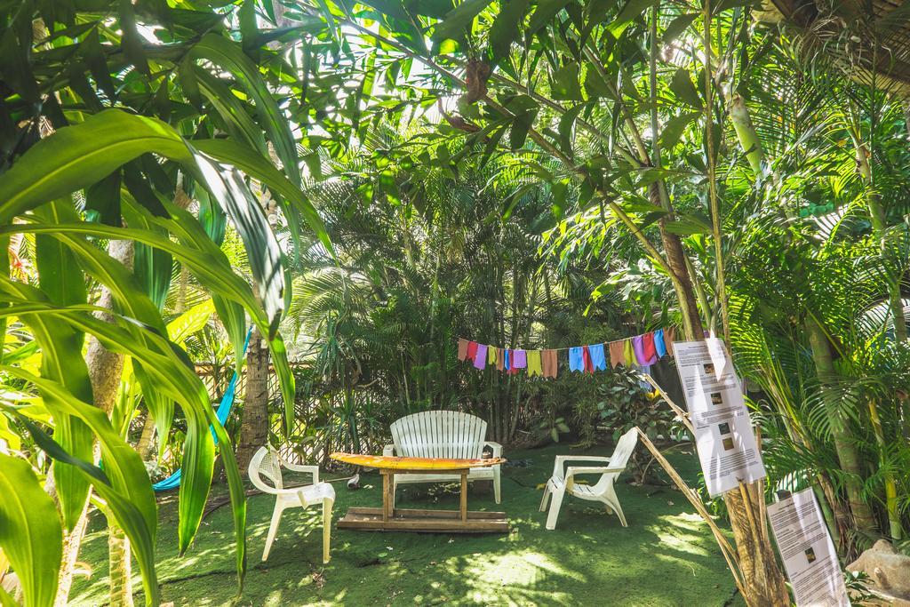 Pura Vida Hostel Tamarindo Exterior photo